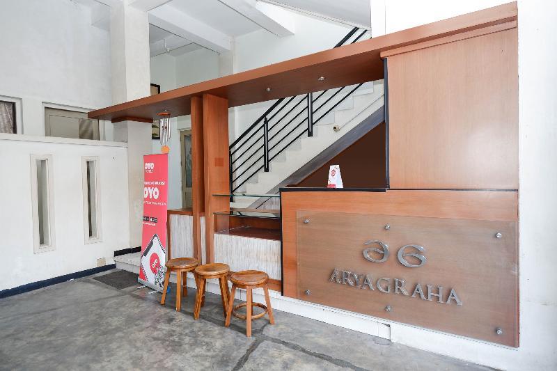 อารยา กราฮา เซมารัง Hotel เซอมารัง ภายนอก รูปภาพ